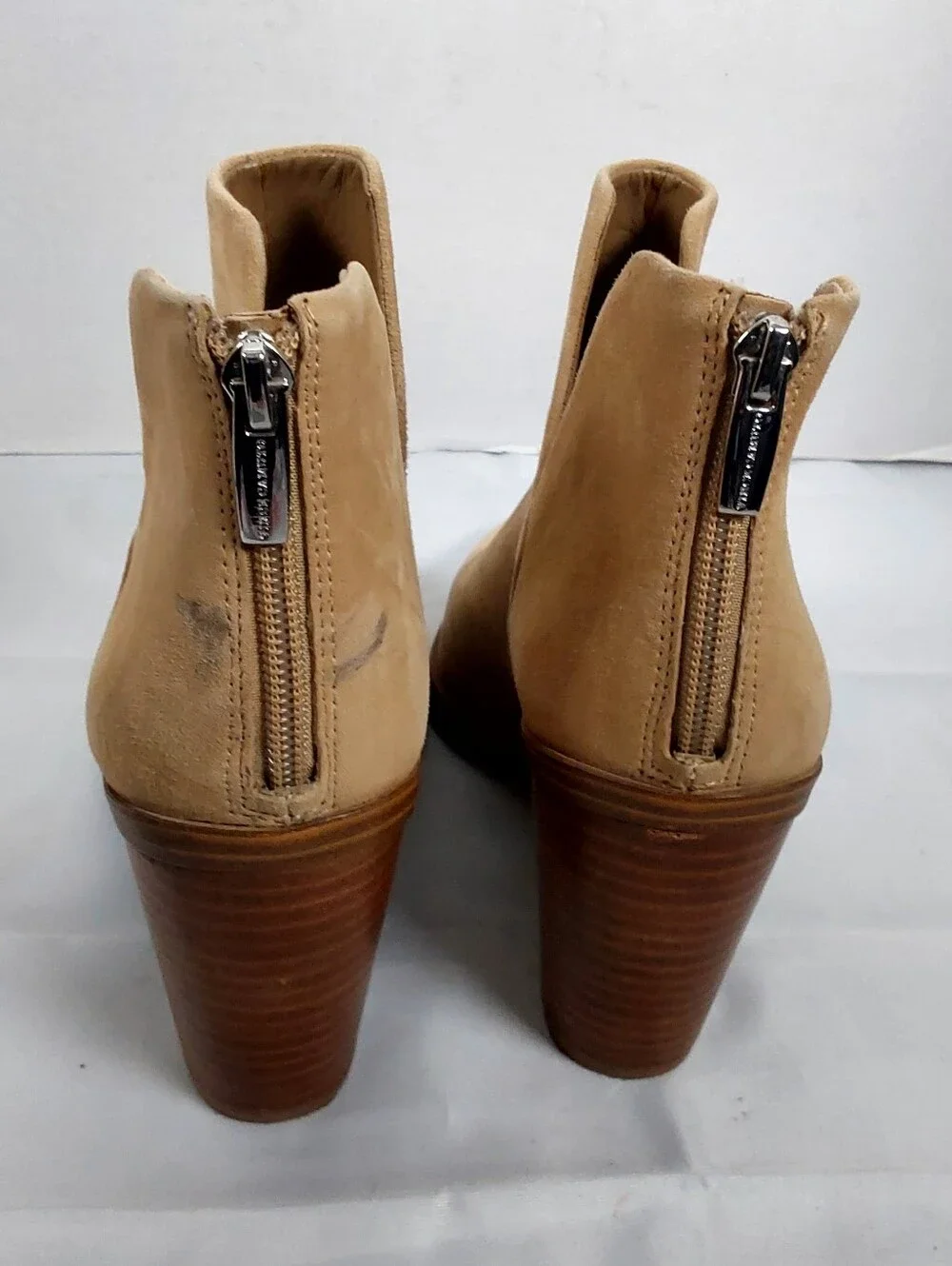 vince camuto gigietta bootie